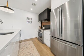 243 3rd St in Jersey City, NJ - Building Photo - Building Photo