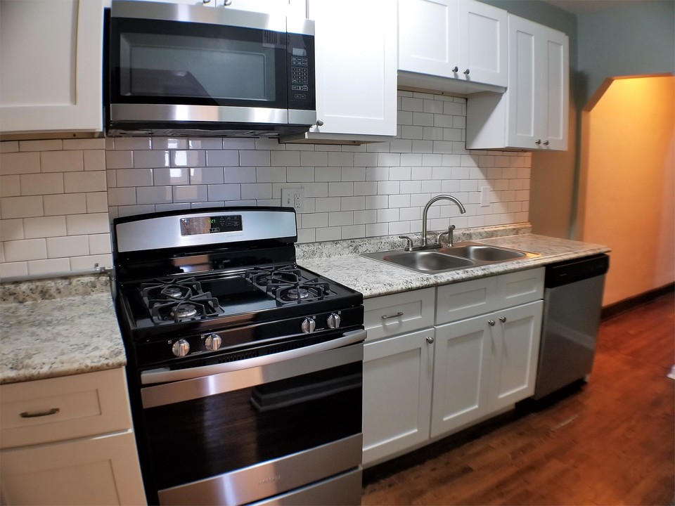 304 W 34th St-Unit -1W in Kansas City, MO - Building Photo