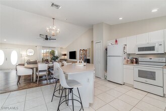 879 Rue Labeau Cir in Ft. Myers, FL - Building Photo - Building Photo