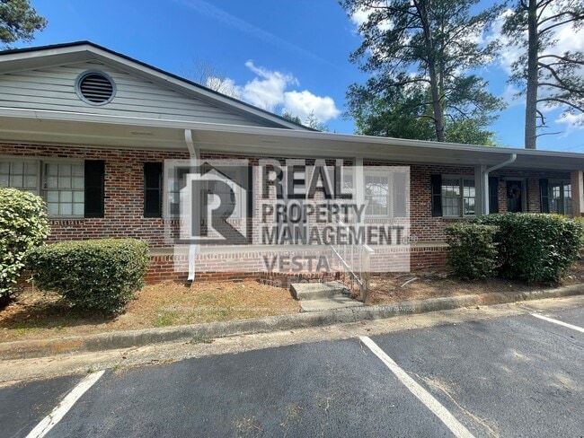 property at 406 Russell Pkwy