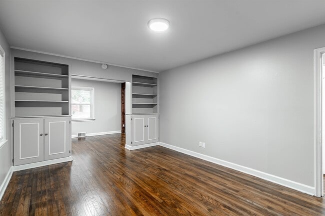 345 S White Station Rd in Memphis, TN - Building Photo - Building Photo