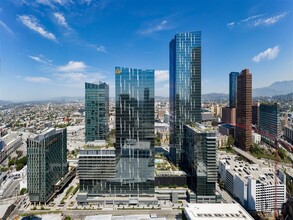 THEA at Metropolis in Los Angeles, CA - Foto de edificio - Building Photo