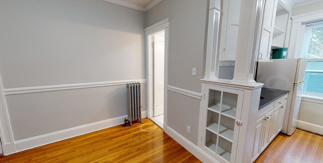 1 Gray St, Unit 3 in Cambridge, MA - Foto de edificio - Building Photo