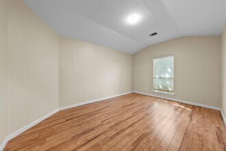 298 Hogan in Kyle, TX - Building Photo - Building Photo