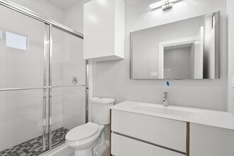 2014 Summerland Ln in Edinburg, TX - Building Photo - Building Photo