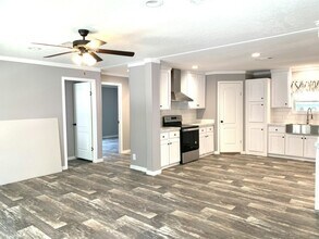 185 Millwood Rd in Leesburg, FL - Building Photo - Building Photo