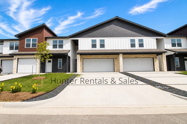 property at 1940 Royal Loop