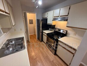 5501 Rosebriar Way in Orlando, FL - Building Photo - Building Photo