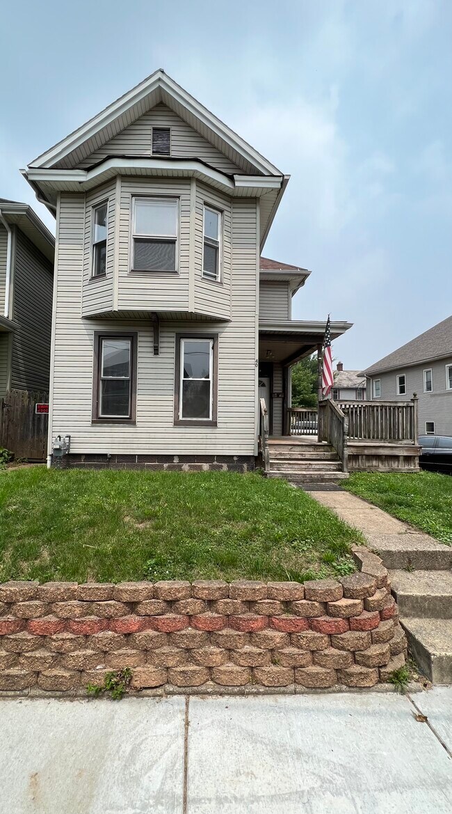 40 E North St Rentals in Newark, OH