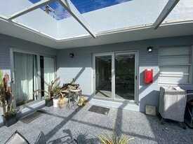 112 Lake Ave in Lake Worth Beach, FL - Building Photo