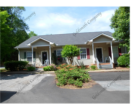 211A Hillandale Rd in Greenville, SC - Building Photo