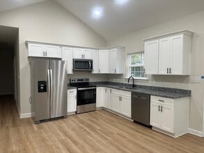 450 Williams St in Satsuma, AL - Building Photo - Building Photo