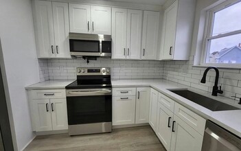 6 Harding Ave in Everett, MA - Building Photo - Building Photo