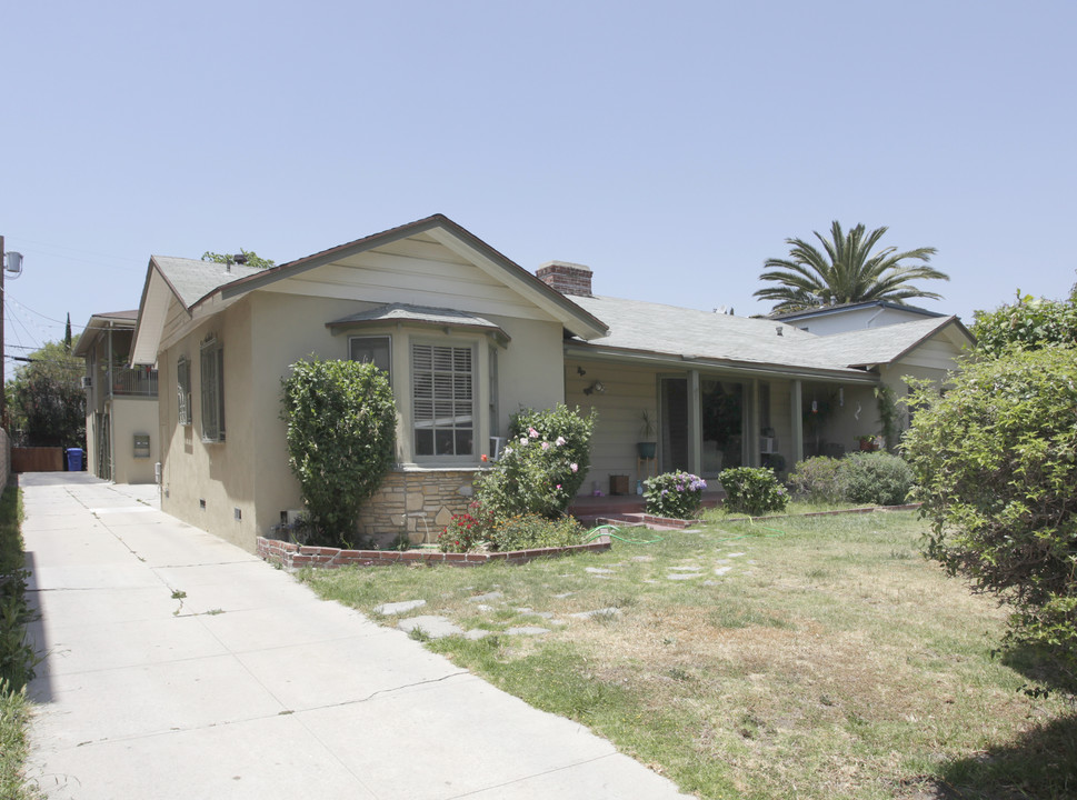 5633-5641 Farmdale Ave in North Hollywood, CA - Foto de edificio