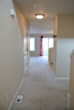 1224 SE Seaport Cir in Corvallis, OR - Building Photo - Building Photo