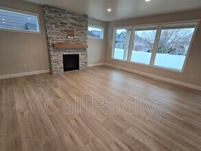 8119 N Austin Rd in Spokane, WA - Building Photo - Building Photo