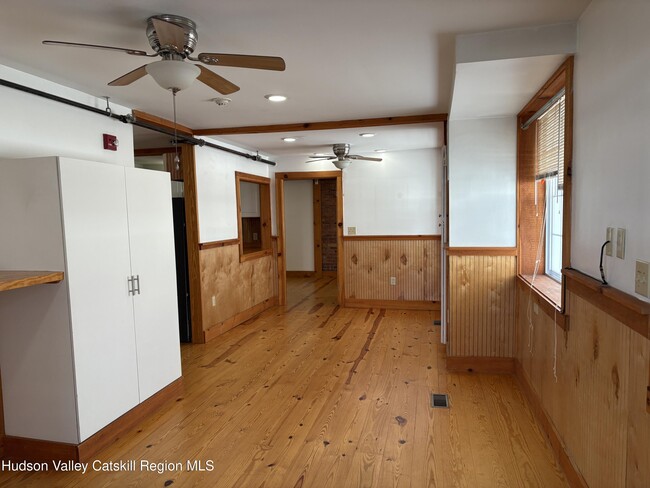 16 Livingston St in Saugerties, NY - Building Photo - Building Photo