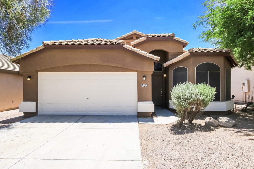 729 E Beargrass Pl in San Tan Valley, AZ - Building Photo