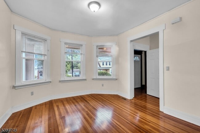 10 Vermont St in Maplewood, NJ - Building Photo - Building Photo