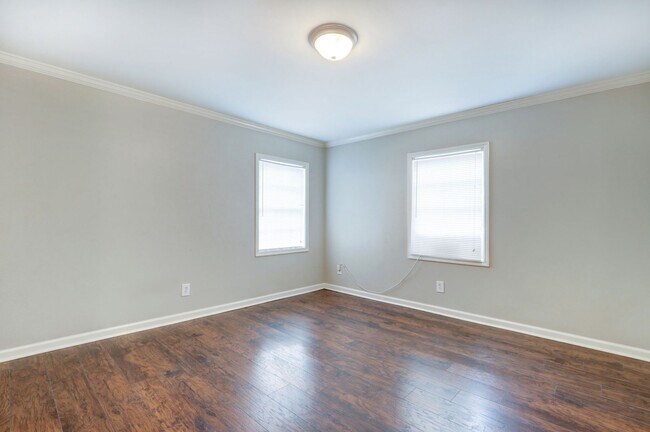 1602 E Henry St in Savannah, GA - Building Photo - Building Photo