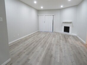 9707 Richmond Ave. in Houston, TX - Building Photo - Building Photo