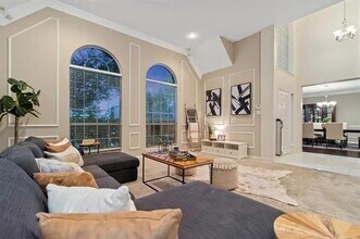 2608 Beechcraft St in Plano, TX - Foto de edificio - Building Photo