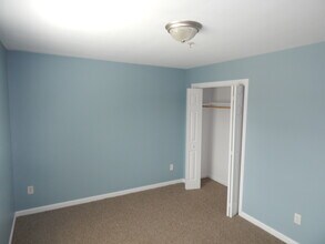 22 Cutts Street, Unit 104 in Biddeford, ME - Foto de edificio - Building Photo