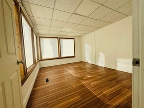 157 Harry L Dr in Johnson City, NY - Building Photo - Building Photo