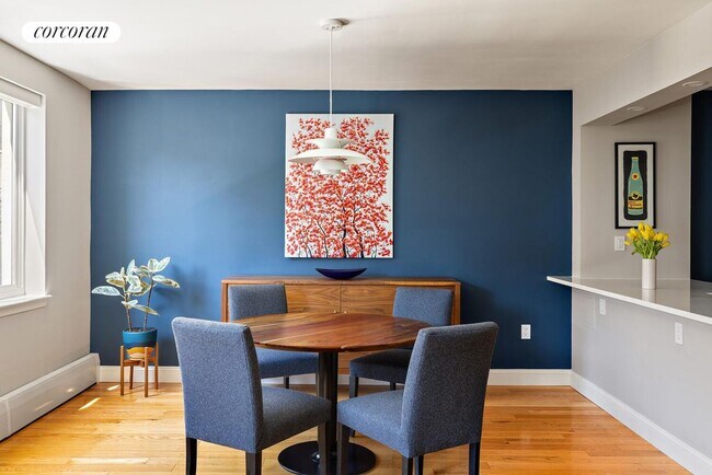416-418 E 11th St in New York, NY - Building Photo - Building Photo