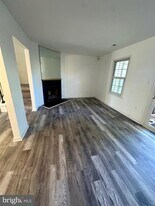 3513 Legere Ct in Woodbridge, VA - Building Photo