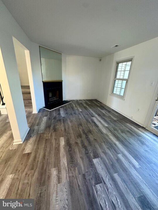 3513 Legere Ct in Woodbridge, VA - Building Photo