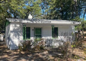 1505 W Gordon Ave in Albany, GA - Building Photo