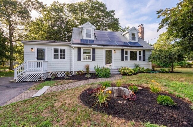 property at 162 5th St