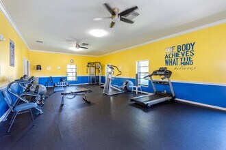 9930 Pineapple Tree Dr in Boynton Beach, FL - Foto de edificio - Building Photo