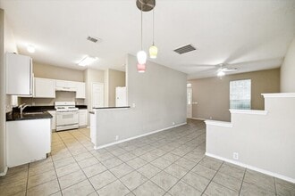 18730 Sandelford Dr in Katy, TX - Building Photo - Building Photo