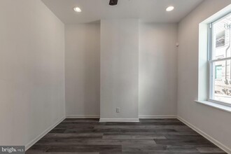 2695 Collins St in Philadelphia, PA - Building Photo - Building Photo