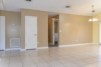 2291 Richard Lee St in Orange Park, FL - Building Photo - Building Photo