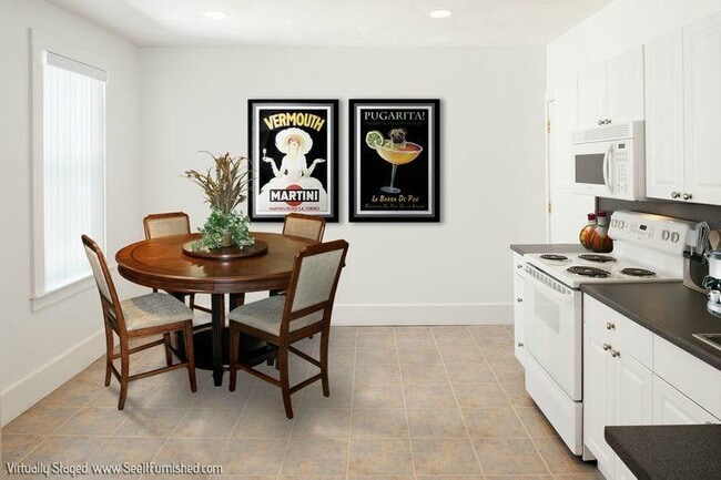 8 Barrows St, Unit #3