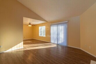 5528 Sandpiper Ct in Stockton, CA - Building Photo - Building Photo