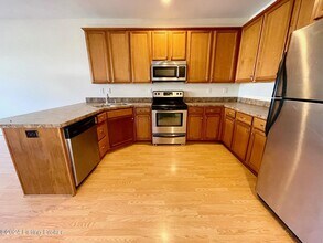 1114 E Breckinridge St in Louisville, KY - Building Photo - Building Photo