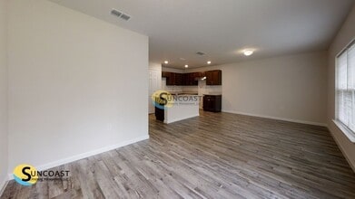 6144 Allied Ct in Port Charlotte, FL - Foto de edificio - Building Photo