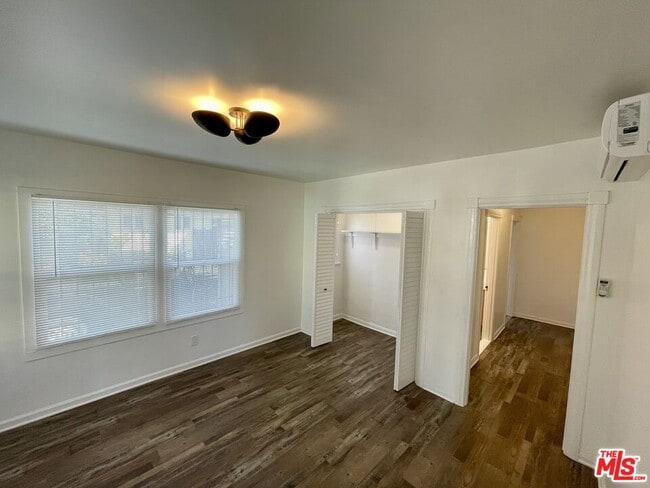 2672 Cimarron St in Los Angeles, CA - Building Photo - Building Photo