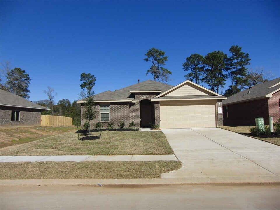 5522 Mesquite Oaks Trail in Spring, TX - Building Photo
