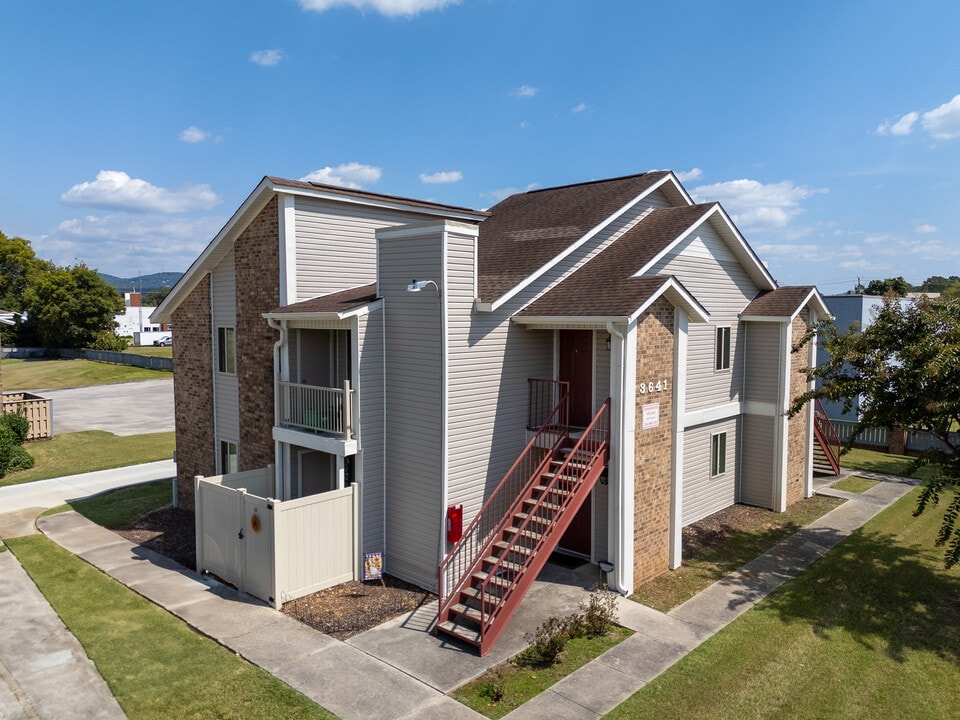 Chasewood Village in Huntsville, AL - Foto de edificio
