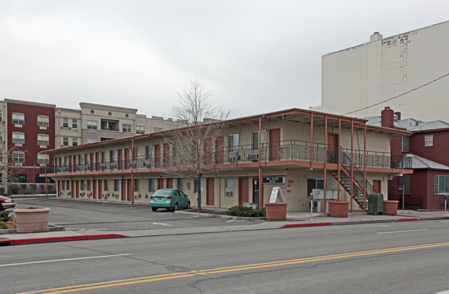 Mill Place Apartments in Reno, NV - Building Photo - Building Photo