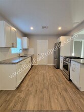 2701 E Waverly St in Tucson, AZ - Building Photo - Building Photo