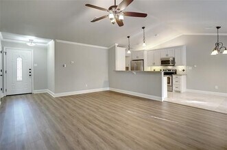 110 Wildbriar St in Euless, TX - Building Photo - Building Photo