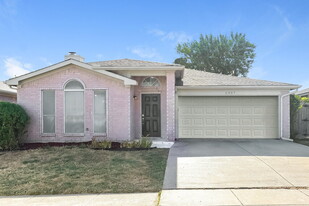 5907 King William Dr in Arlington, TX - Building Photo