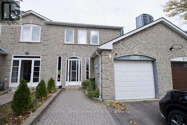 5125 Salishan Cir in Mississauga, ON - Building Photo - Building Photo