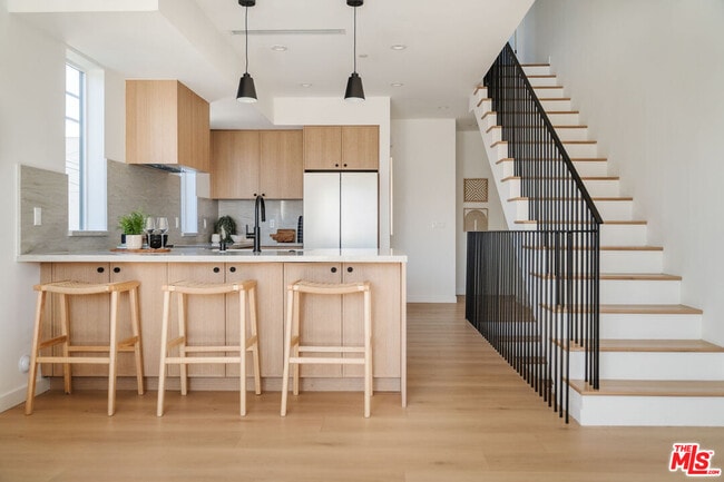 property at 6763 Lexington Ave